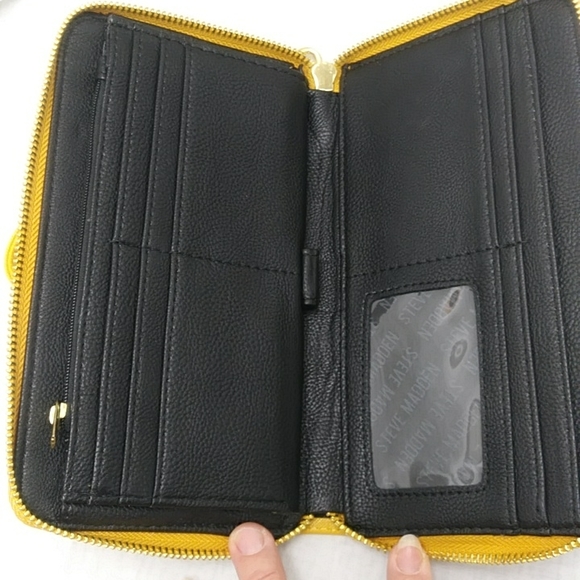 Steve Madden Yellow Wristlet Wallet - Picture 5 of 8